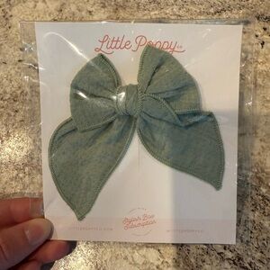 New little poppy co bow